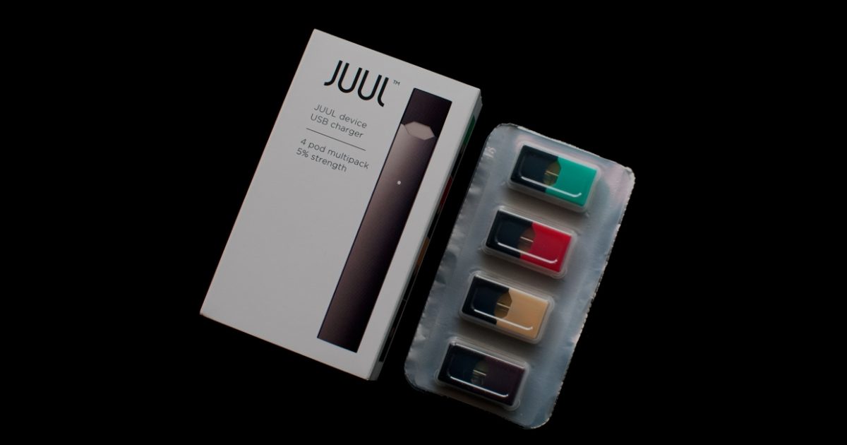 juul starter kit unboxing JUUL Starter Kit - Vaping Made Easy - REVIEW